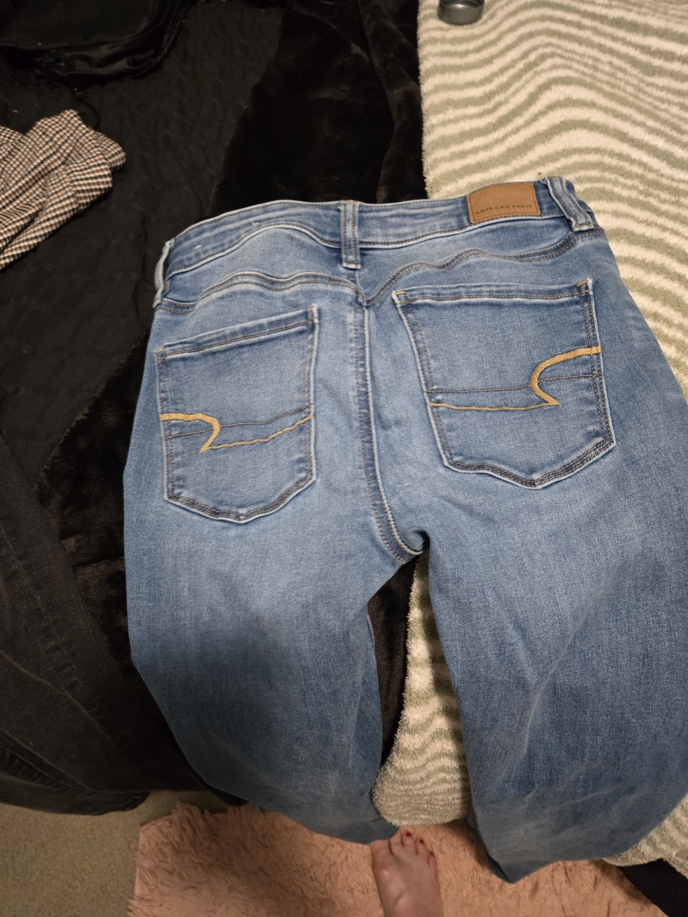 American Eagle Outfitters Light Blue Mid Rise Jeans 4L